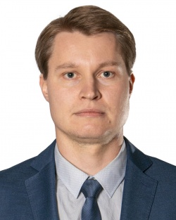 Игорь Олегович Горбенко (тренер по защитникам)